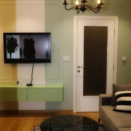 Natasa Sa Podzemnom Garazom Apartment *
