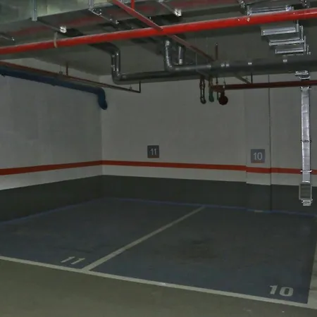 Natasa Sa Podzemnom Garazom