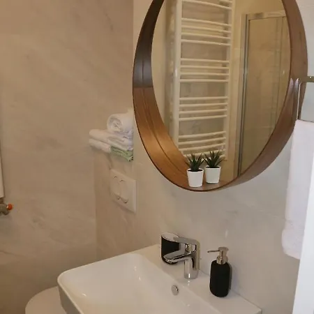 Natasa Sa Podzemnom Garazom *